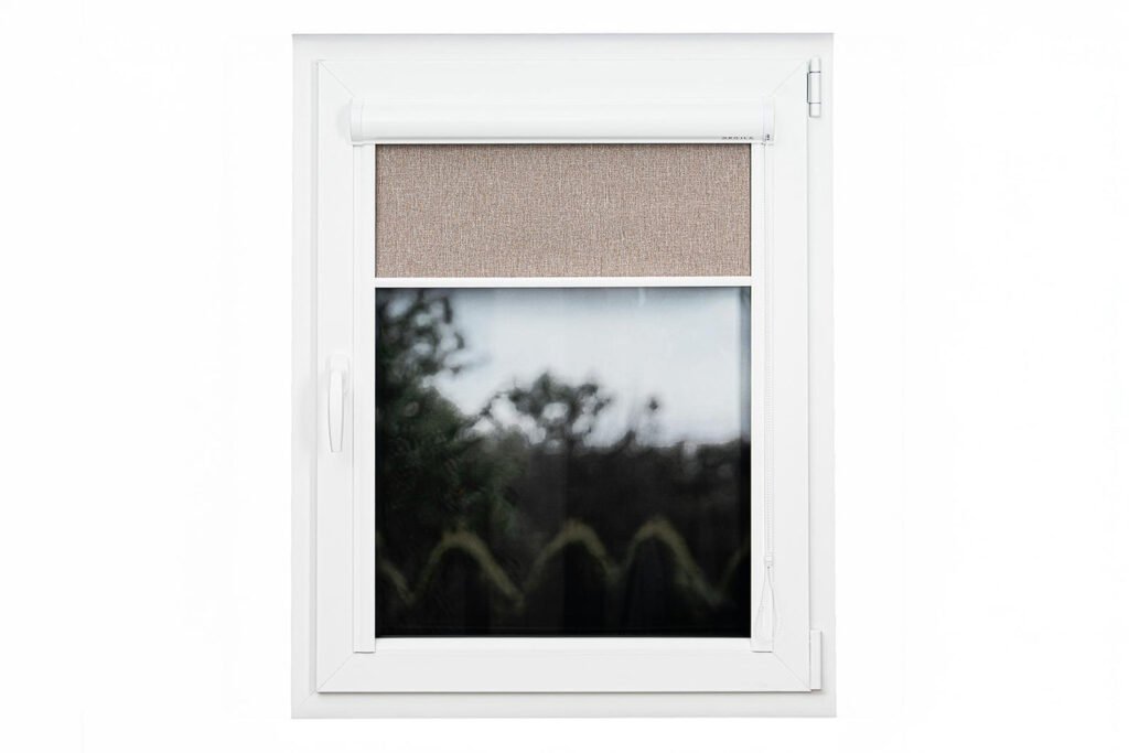 Fotografija baltame fone internetinei svetainei-uz-3